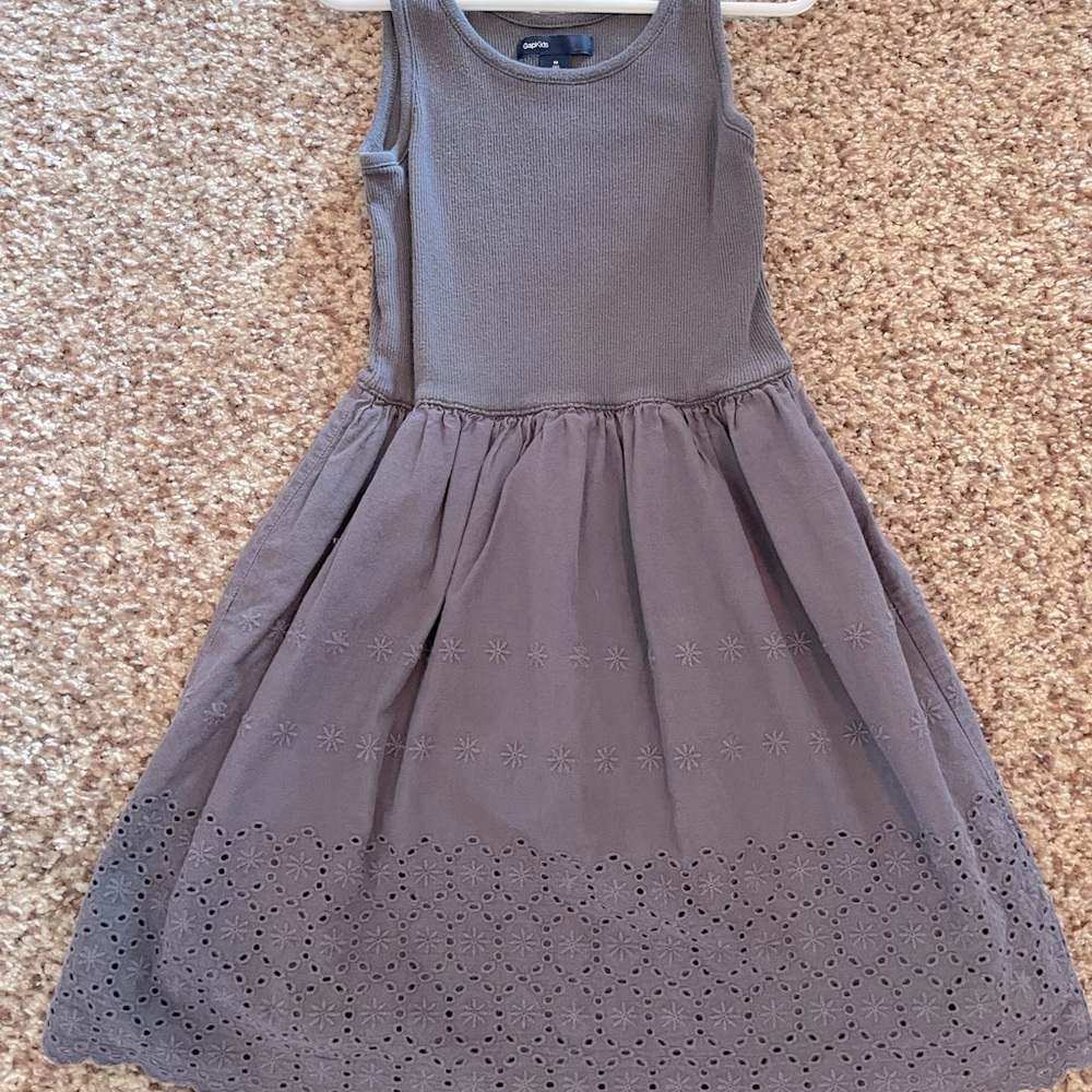 GAP Kids Gray Eyelet Dress Size M (8)